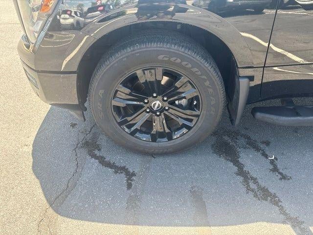2023 Nissan Titan 4x2 Crew Cab SV