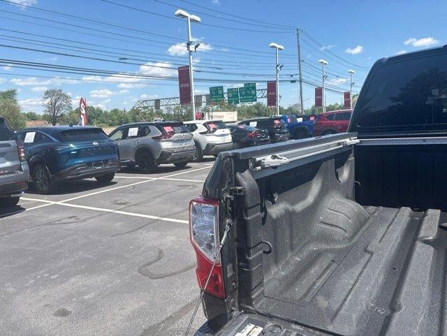 2023 Nissan Titan 4x2 Crew Cab SV