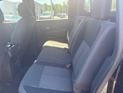 2023 Nissan Titan 4x2 Crew Cab SV