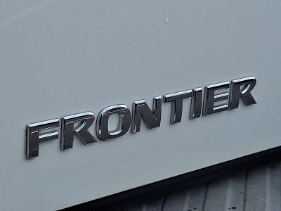 2016 Nissan Frontier 4WD Crew Cab SWB Auto SV