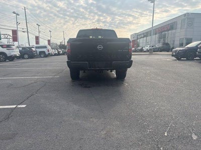 2023 Nissan Frontier Crew Cab 4x4 SV Auto