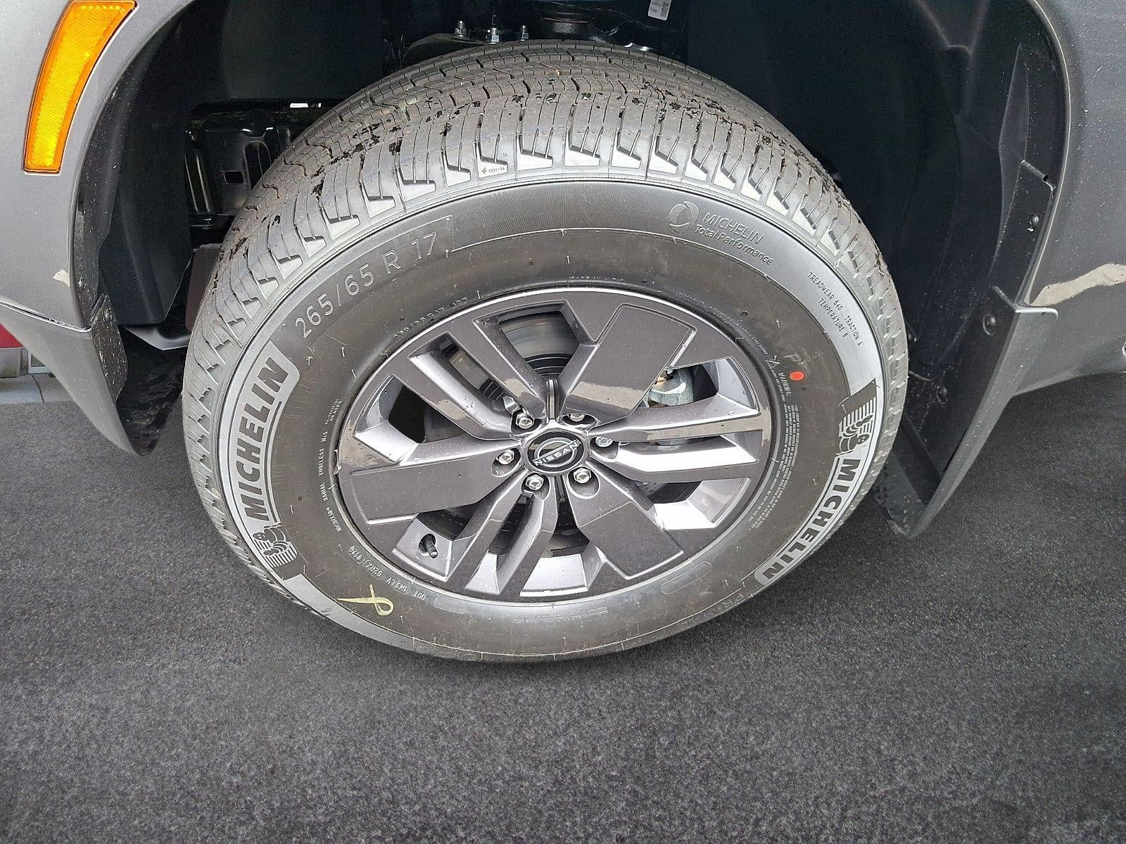 2026 Nissan Frontier Crew Cab SV