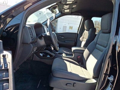 2023 Nissan Frontier Crew Cab 4x4 SV Auto *Ltd Avail*