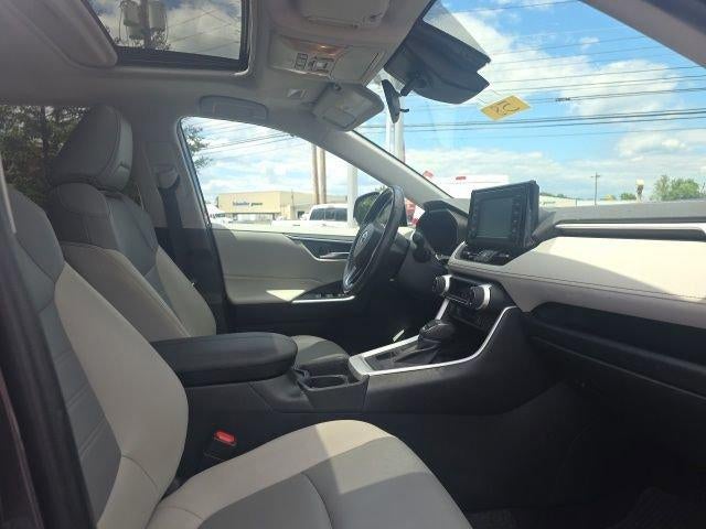 2019 Toyota RAV4 XLE Premium AWD (Natl)