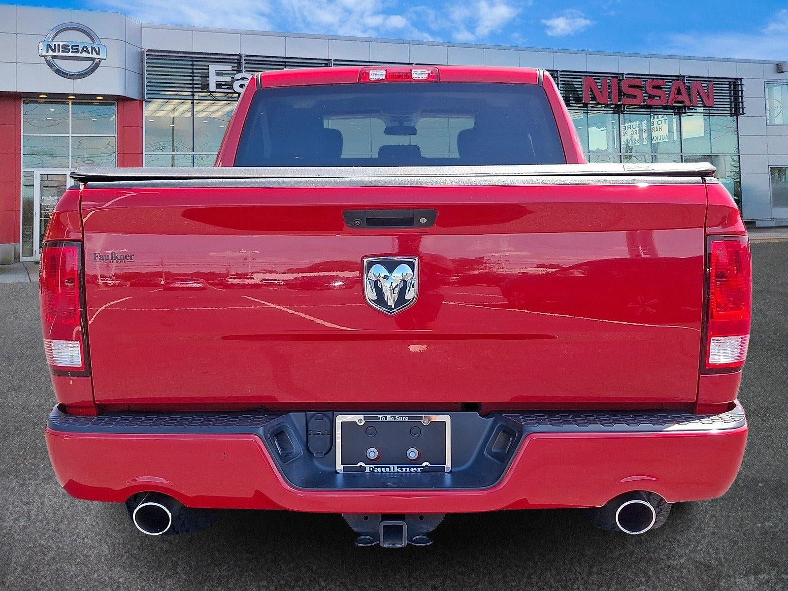 2017 RAM 1500 Express 4x2 Crew Cab 5'7" Box