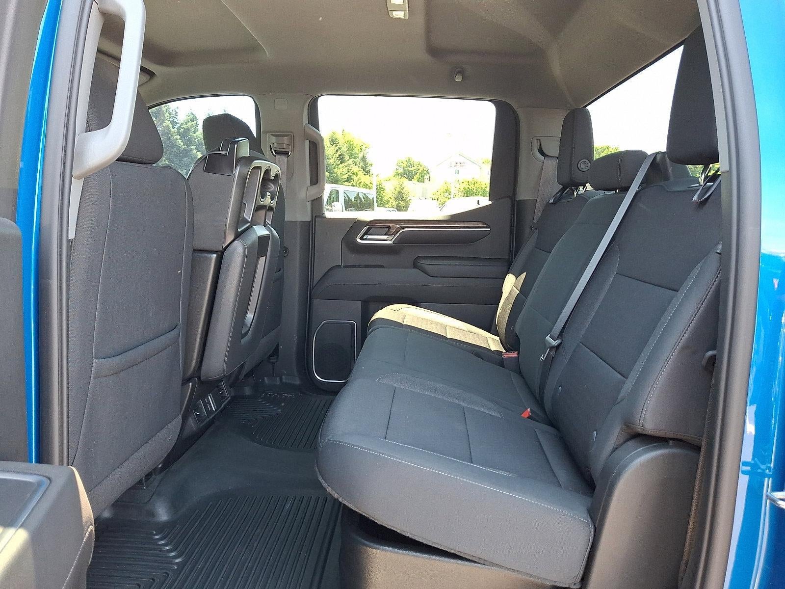 2022 Chevrolet Silverado 1500 Crew Cab Short Box 4-Wheel Drive LT Trail Boss