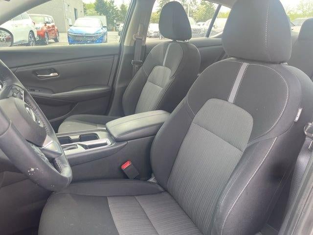 2023 Nissan Sentra SV CVT