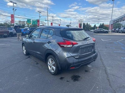 2019 Nissan Kicks S