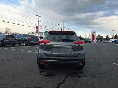 2018 Nissan Kicks SR FWD