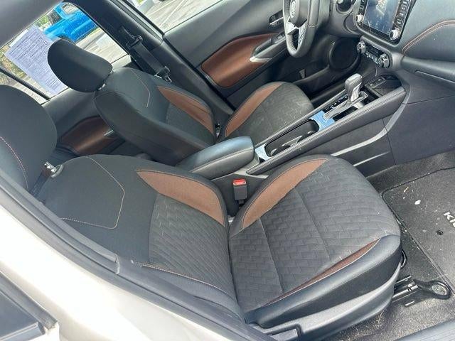 2023 Nissan Kicks SR FWD