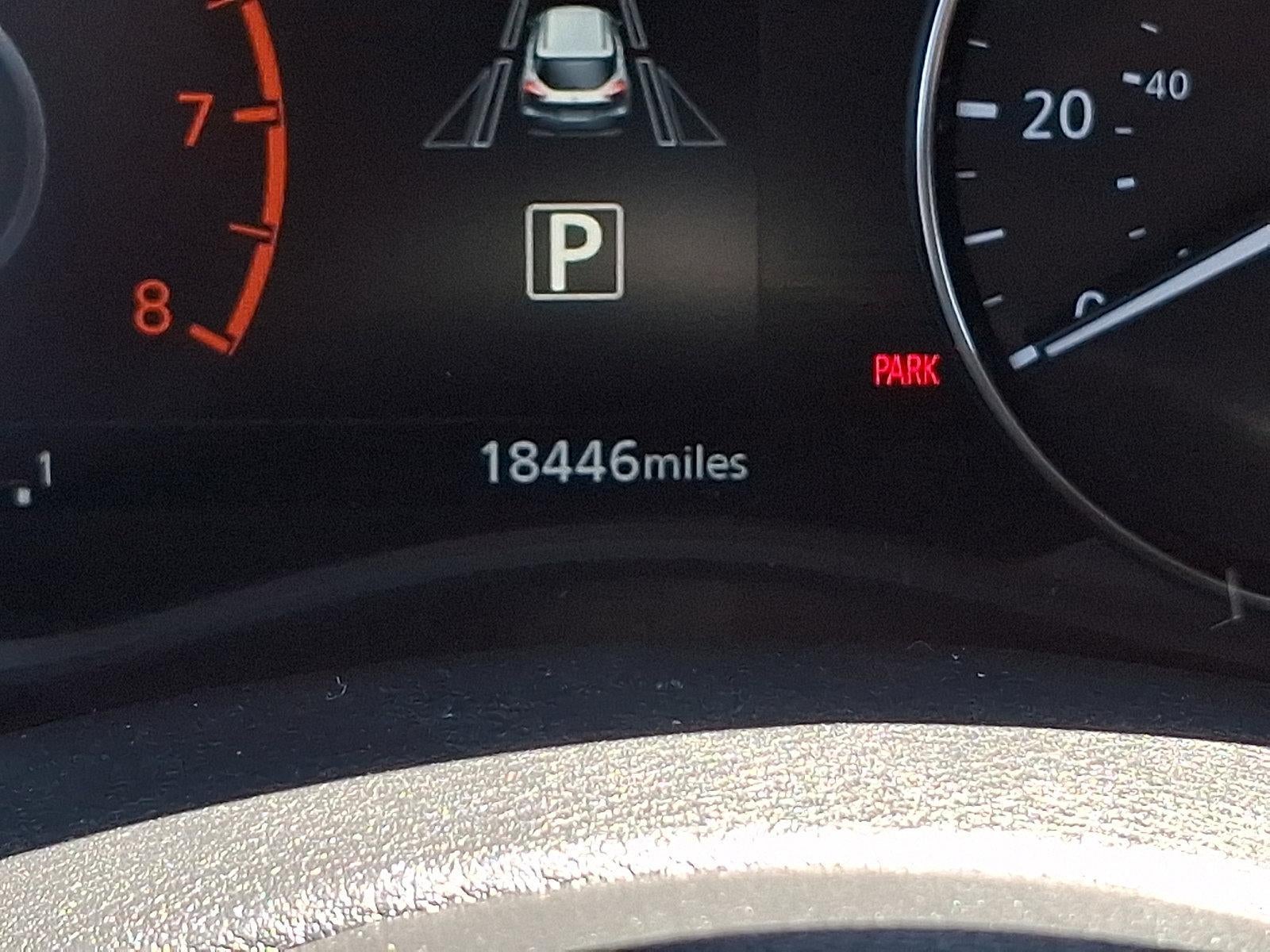 2023 Nissan Kicks SR FWD