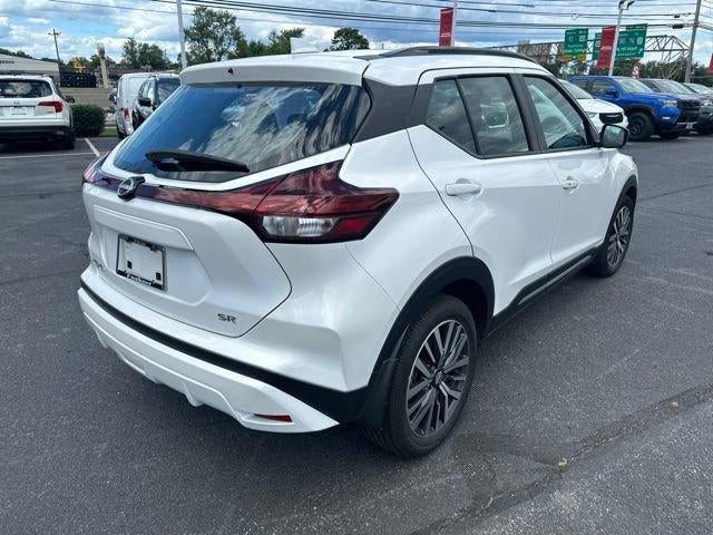 2023 Nissan Kicks SR FWD