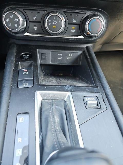 2025 Nissan Kicks SV AWD