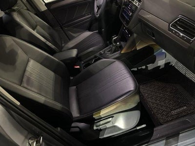 2024 Volkswagen Tiguan 2.0T SE 4MOTION