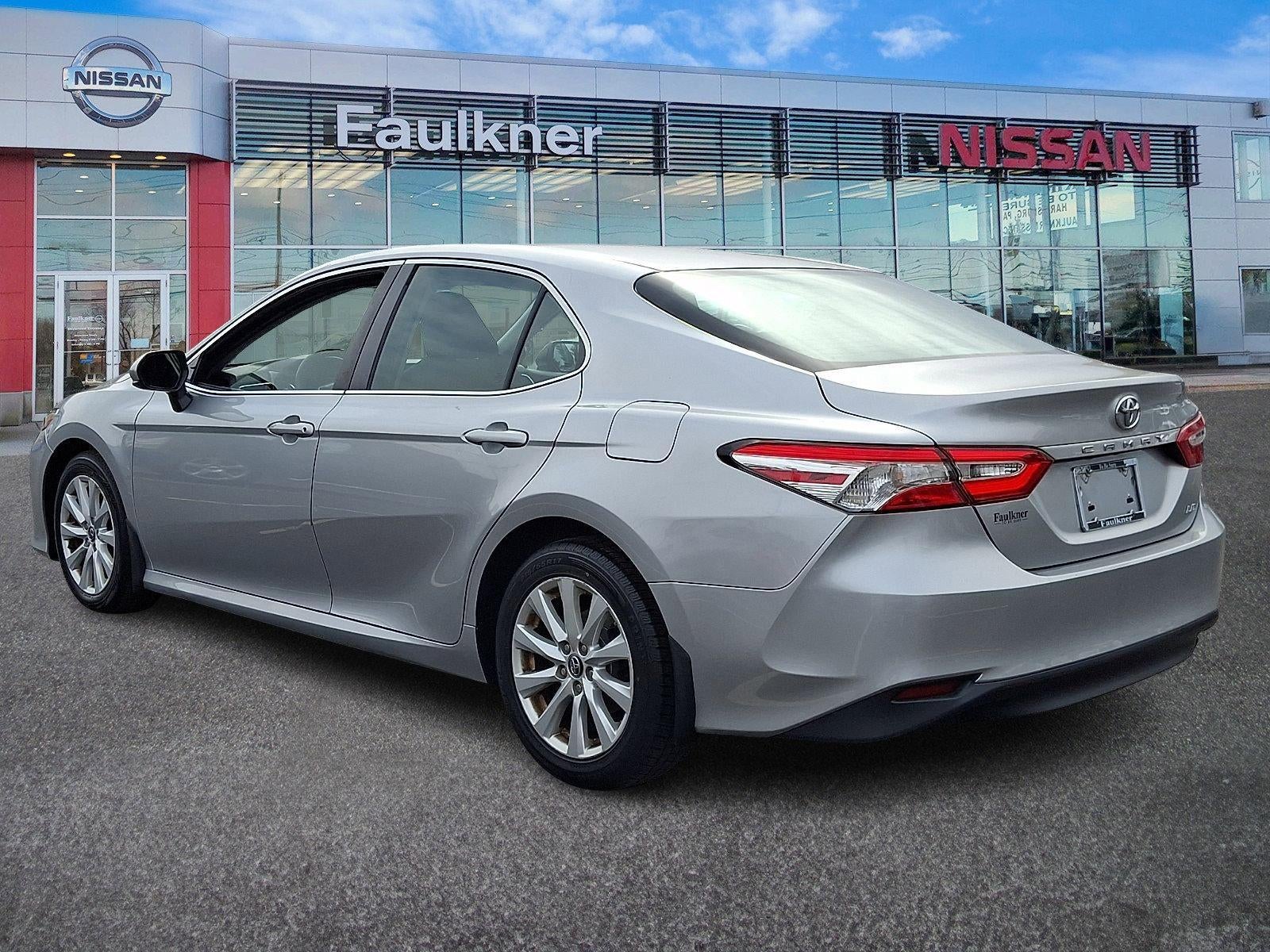 2018 Toyota Camry LE Auto (SE)