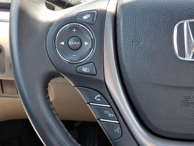 2016 Honda Pilot AWD EX-L with DVD Rear Entertainment System