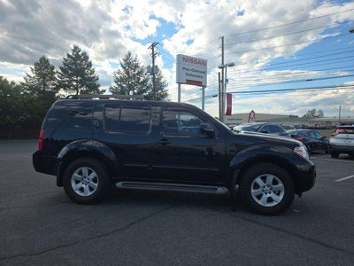 2011 Nissan Pathfinder 4WD 4dr V6 SV
