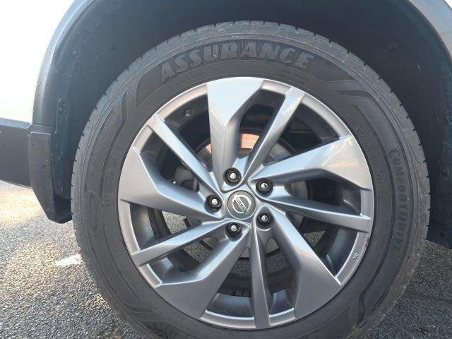 2016 Nissan Rogue AWD 4dr SL