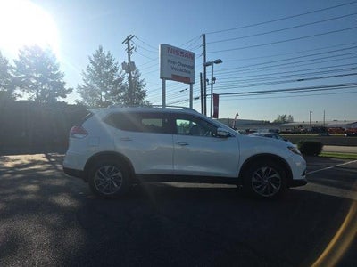 2016 Nissan Rogue AWD 4dr SL