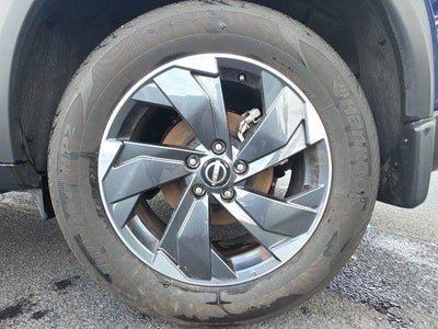 2025 Nissan Rogue AWD SV