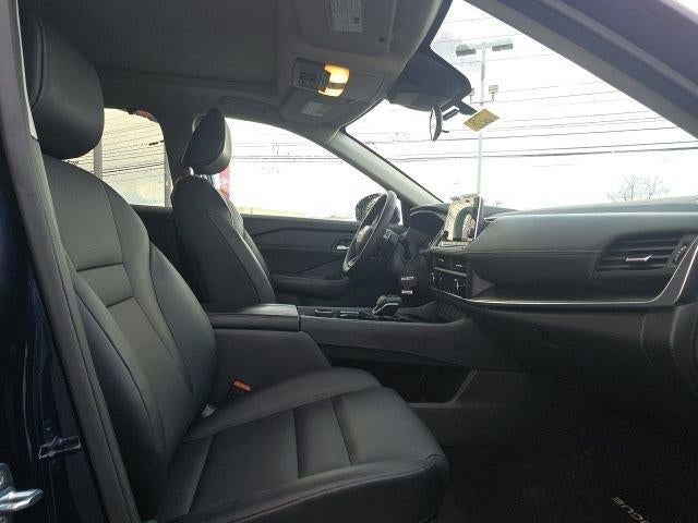 2025 Nissan Rogue AWD SV