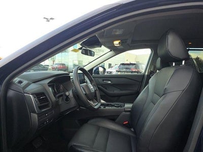 2025 Nissan Rogue AWD SV