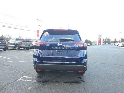 2025 Nissan Rogue AWD SV