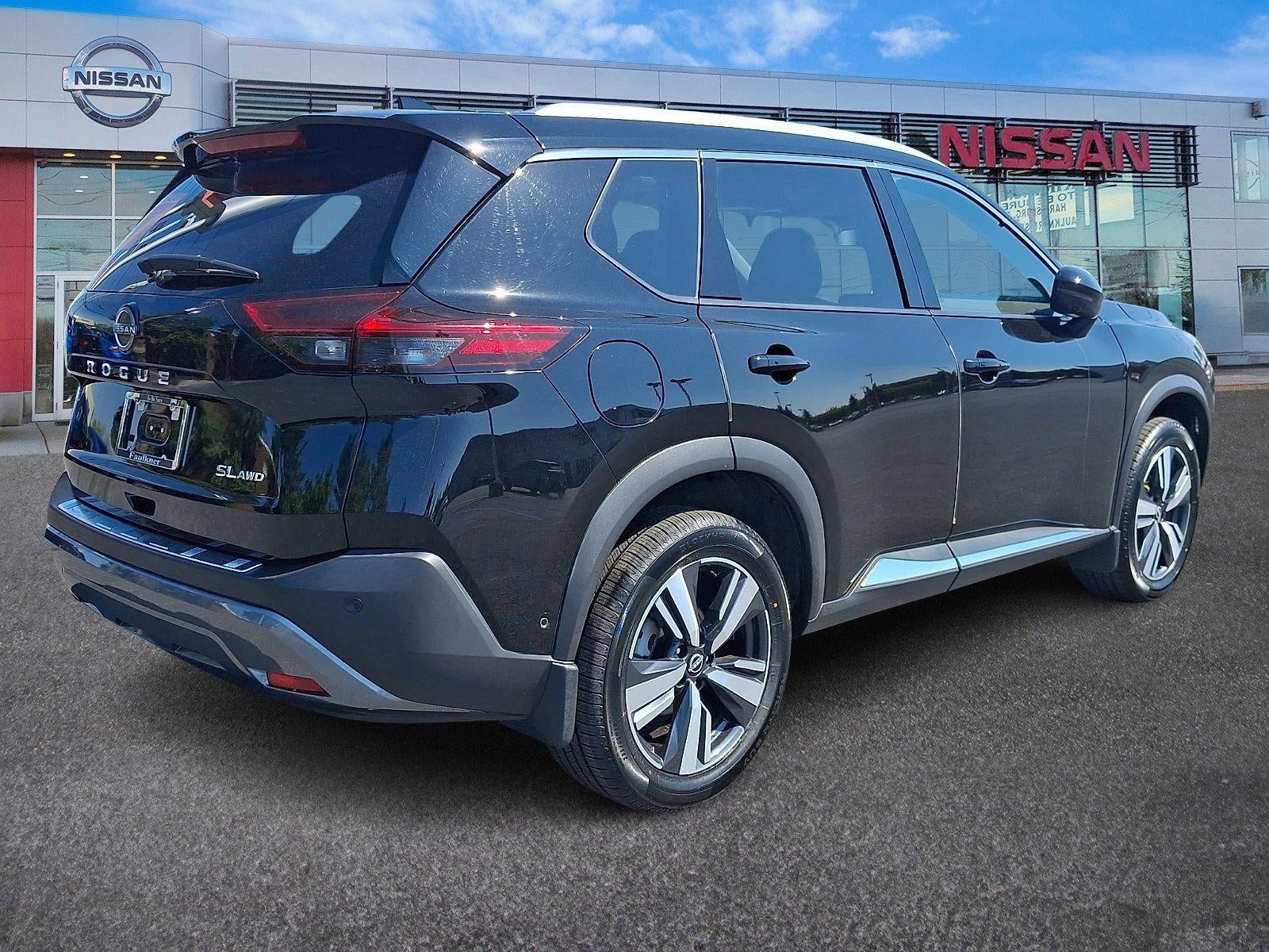 2023 Nissan Rogue SL