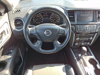 2020 Nissan Pathfinder 4x4 SL