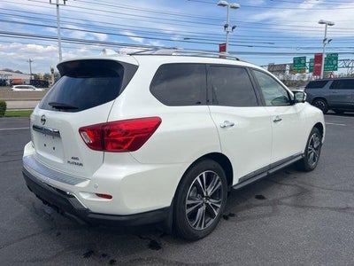 2020 Nissan Pathfinder Platinum