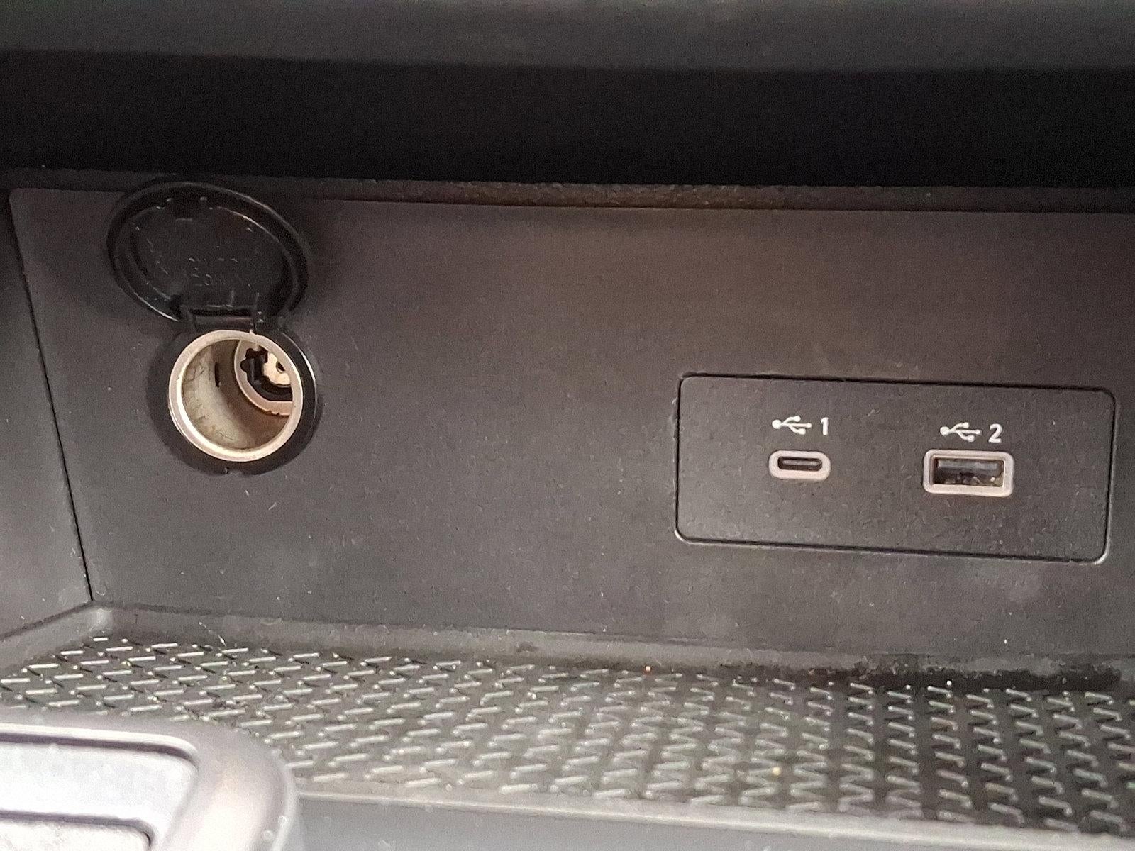 2024 Nissan Pathfinder S 4WD