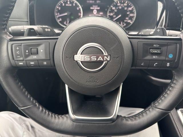 2023 Nissan Pathfinder SV