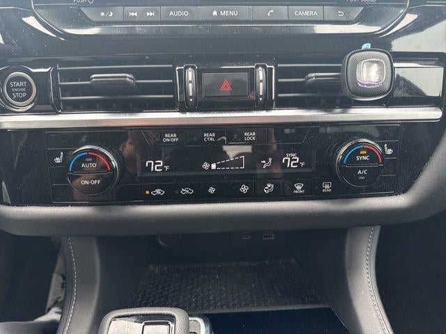 2023 Nissan Pathfinder SV