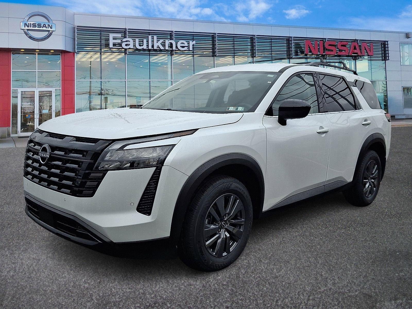 2026 Nissan Pathfinder SV