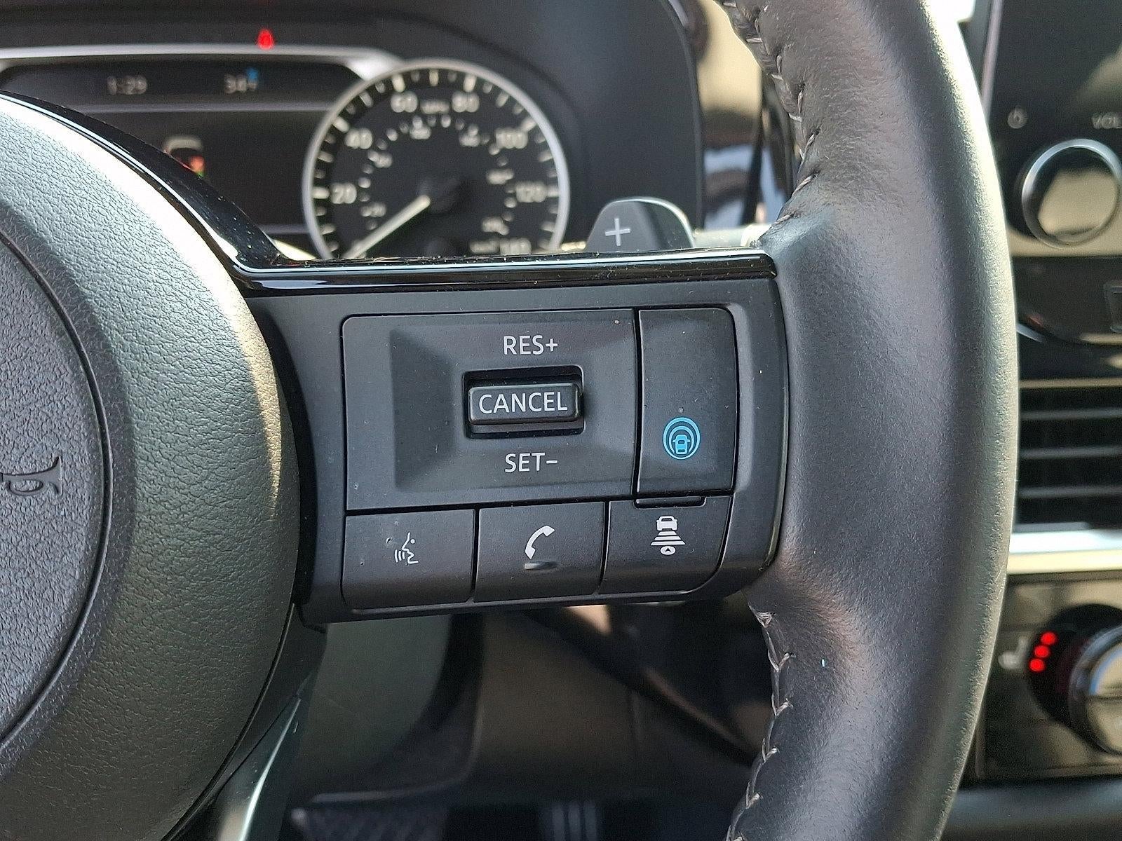 2023 Nissan Pathfinder SL 4WD