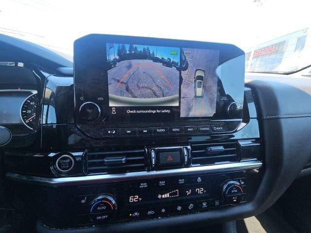 2024 Nissan Pathfinder SL 4WD
