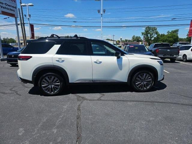 2024 Nissan Pathfinder SL 4WD