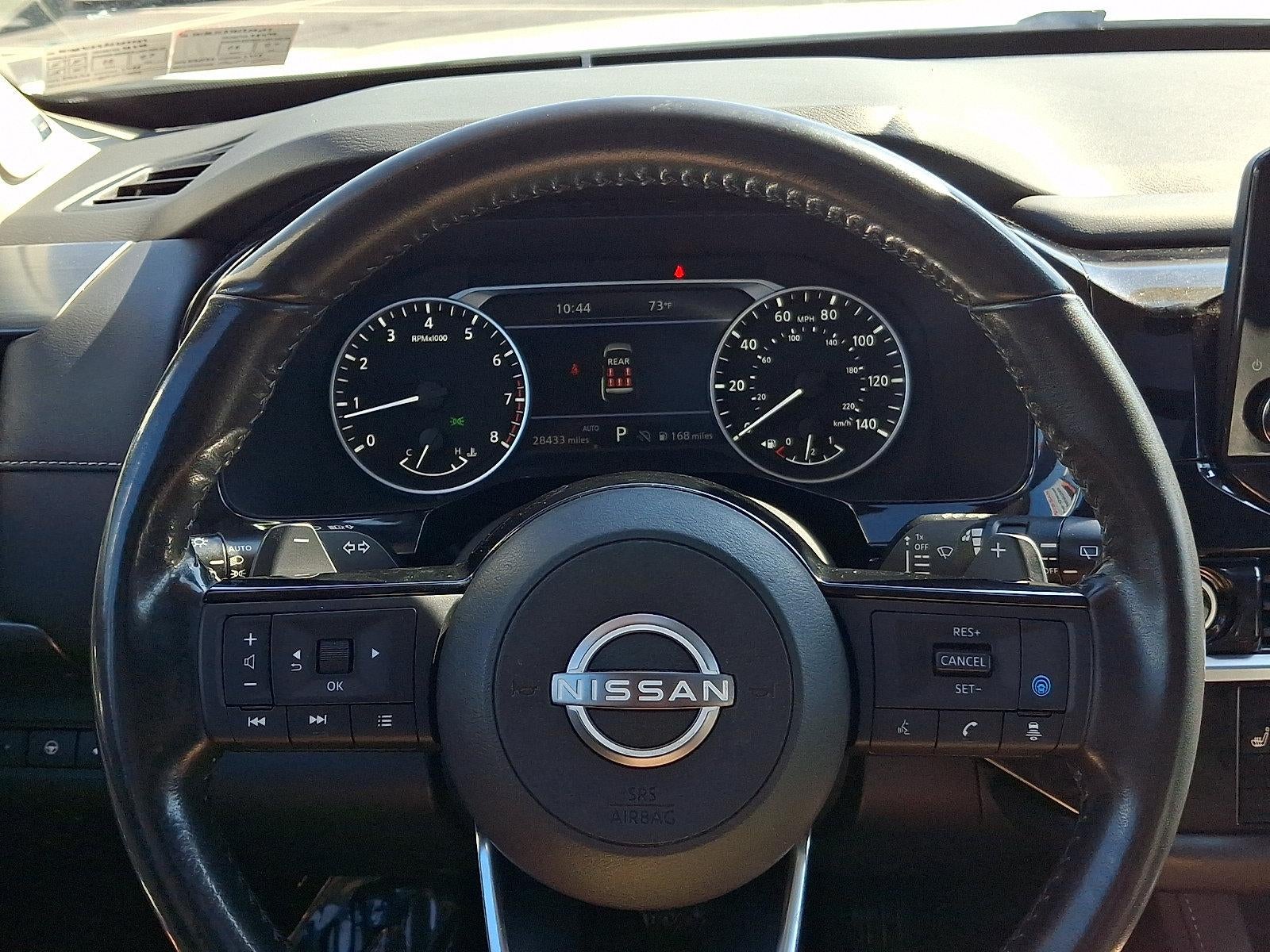 2024 Nissan Pathfinder SL