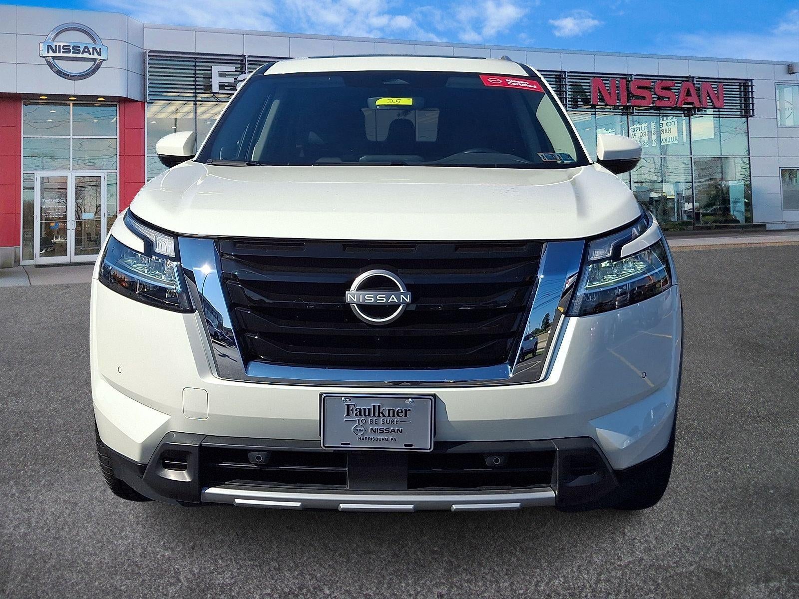 2024 Nissan Pathfinder SL