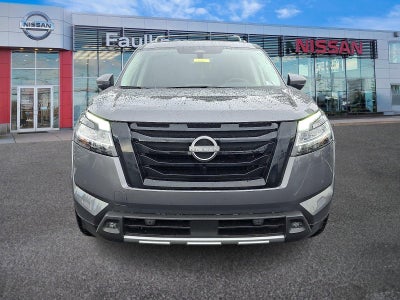 2023 Nissan Pathfinder SL