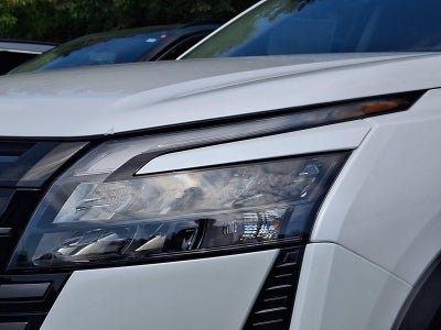 2026 Nissan Pathfinder SL 4WD
