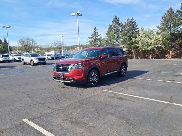 2023 Nissan Pathfinder Platinum 4WD