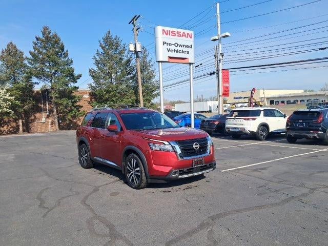 2023 Nissan Pathfinder Platinum 4WD