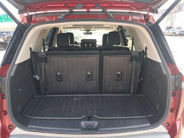 2023 Nissan Pathfinder Platinum 4WD