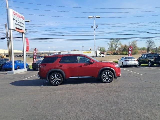 2023 Nissan Pathfinder Platinum 4WD
