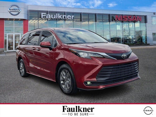 2026 Toyota Sienna XLE FWD 7-Passenger (Natl)