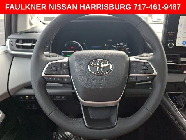 2026 Toyota Sienna XLE FWD 7-Passenger (Natl)