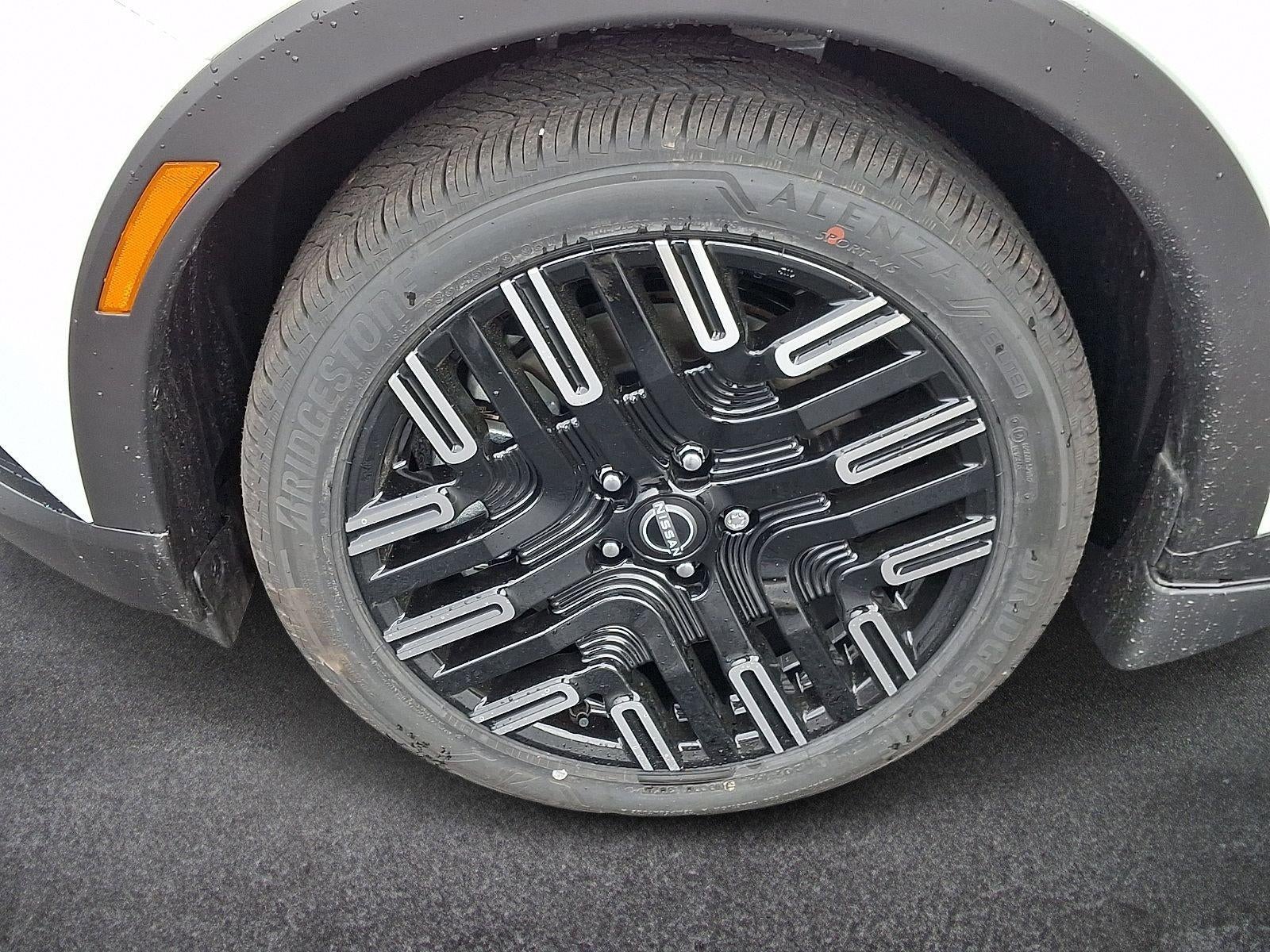 2026 Nissan LEAF Platinum+