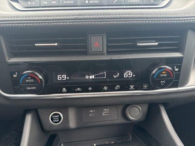 2023 Nissan Rogue AWD SV