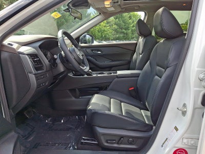 2023 Nissan Rogue AWD SV